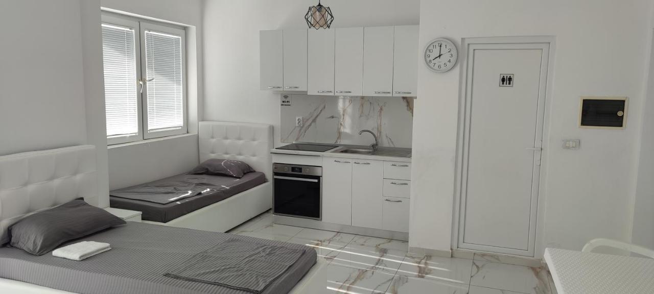 Golem Apartment Экстерьер фото