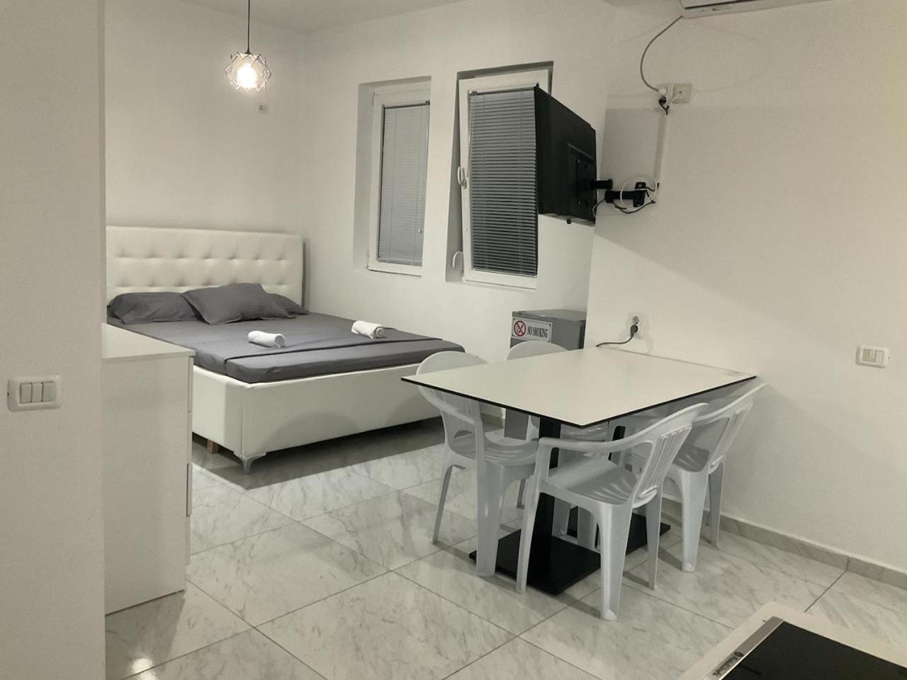 Golem Apartment Экстерьер фото