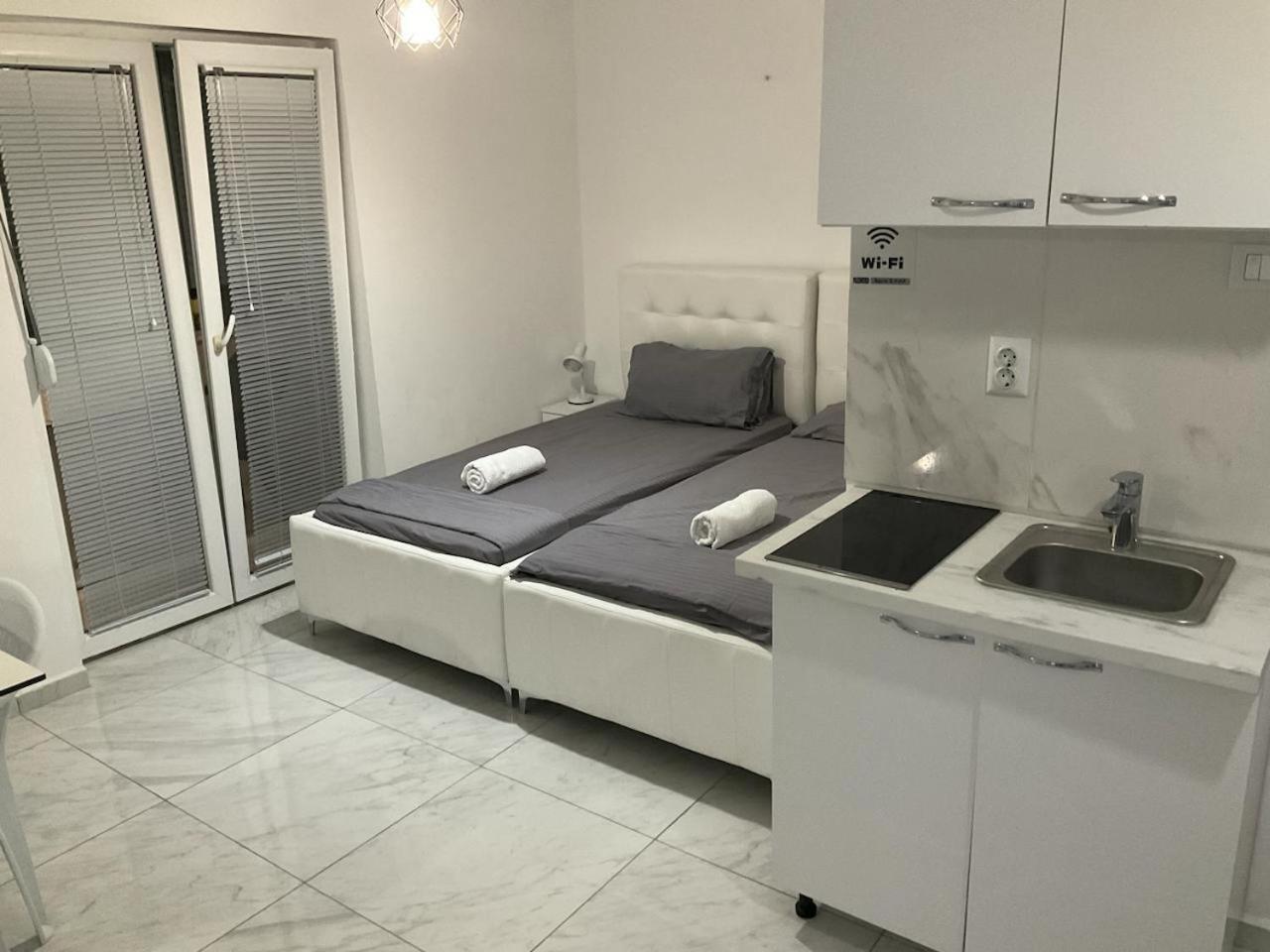 Golem Apartment Экстерьер фото
